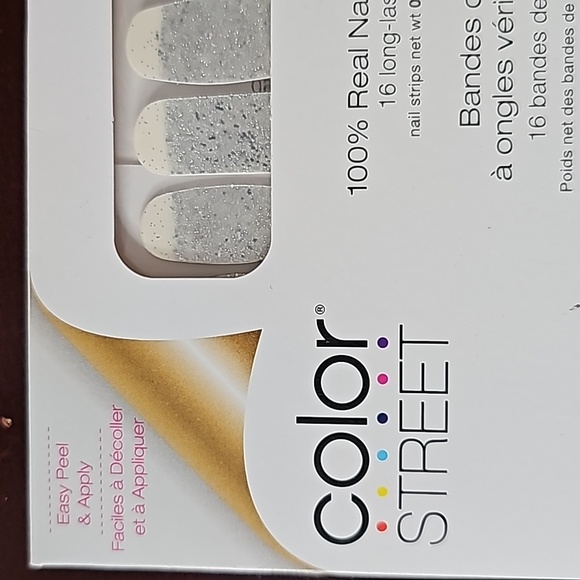 Color Street Nail Polish Strips 16 - Picture 2 of 6